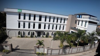 rs1 hotel