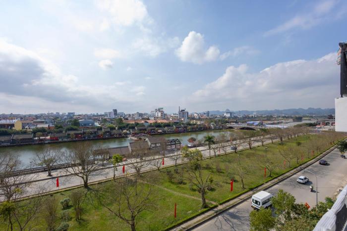 mai lakeside hotel ninh binh