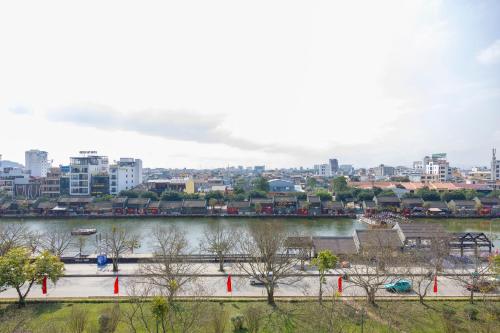 mai lakeside hotel ninh binh
