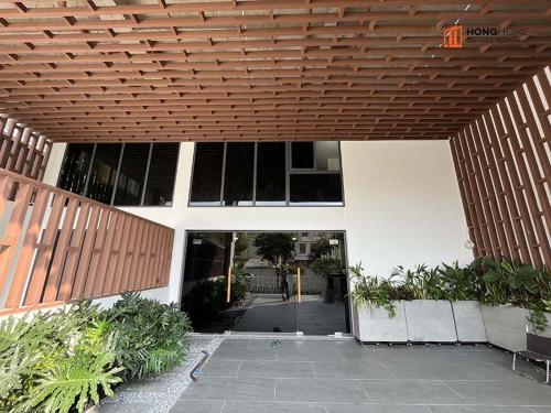honghome nami airport building