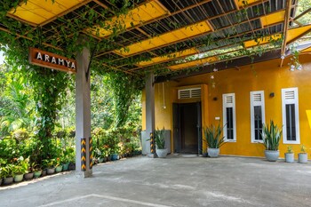 aramya riverfront boutique resort