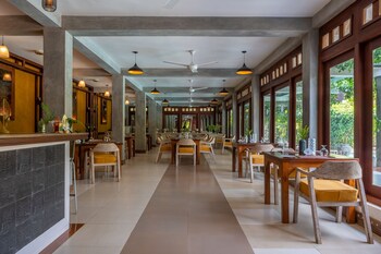 aramya riverfront boutique resort