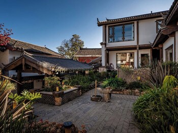 zome yunju skyview villa lijiang old town