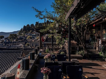 zome yunju skyview villa lijiang old town