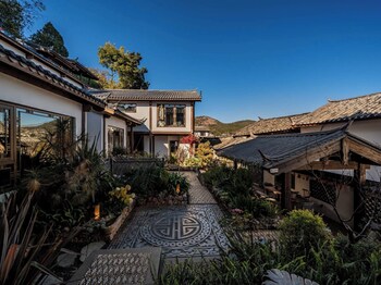 zome yunju skyview villa lijiang old town