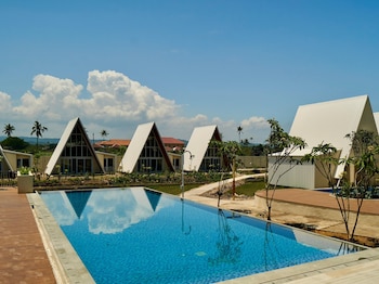 Grand Luxcamp Pangandaran,,3 star