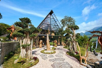 luxcamp selo merapi view by horison