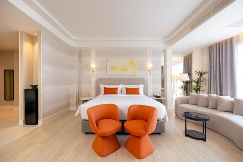 aiden surawong bangkok