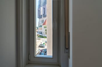 Wally Apartments By Flat White,,3 star