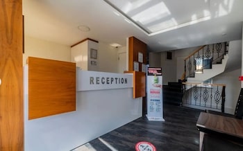 hey lara hotel
