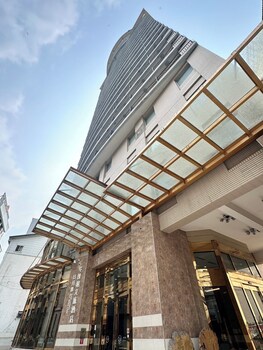 Island Heart Sun Moon Lake Hotel,,3 star