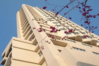 island heart sun moon lake hotel