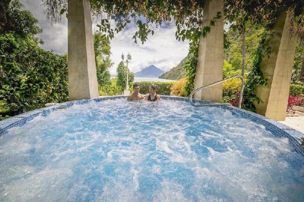 hotel la riviera de atitlan