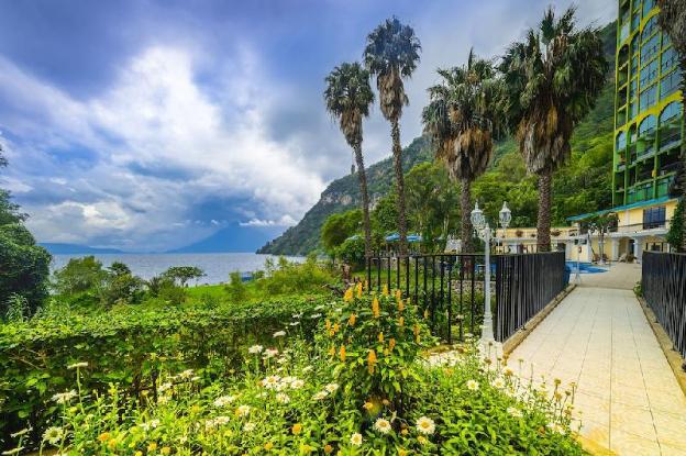 hotel la riviera de atitlan