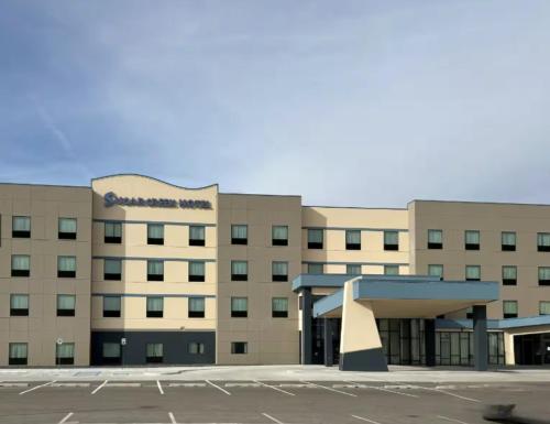 sugar creek hotel trademark collection by wyndham