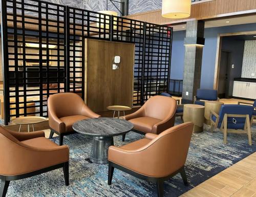 sugar creek hotel trademark collection by wyndham