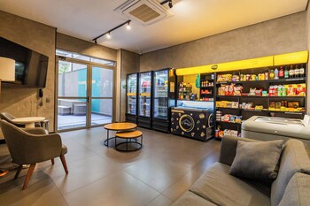 stayhome consolacao gym and balcony