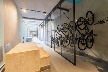 stayhome consolacao gym and balcony