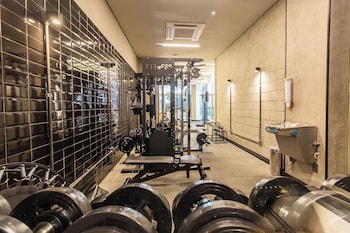 stayhome consolacao gym and balcony