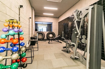 stayhome consolacao gym and balcony