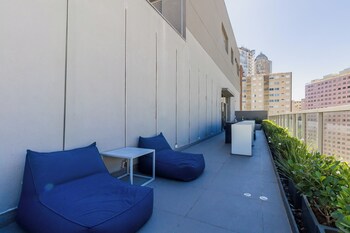 stayhome consolacao gym and balcony