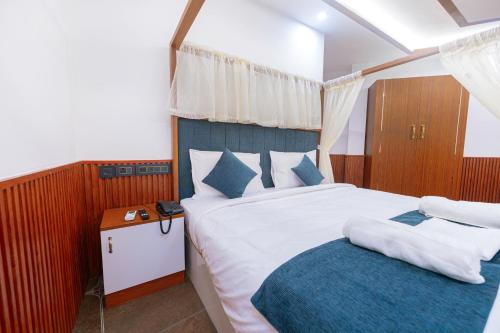 emmanuel residency