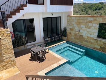 Hotel Lenguerke,,3 star