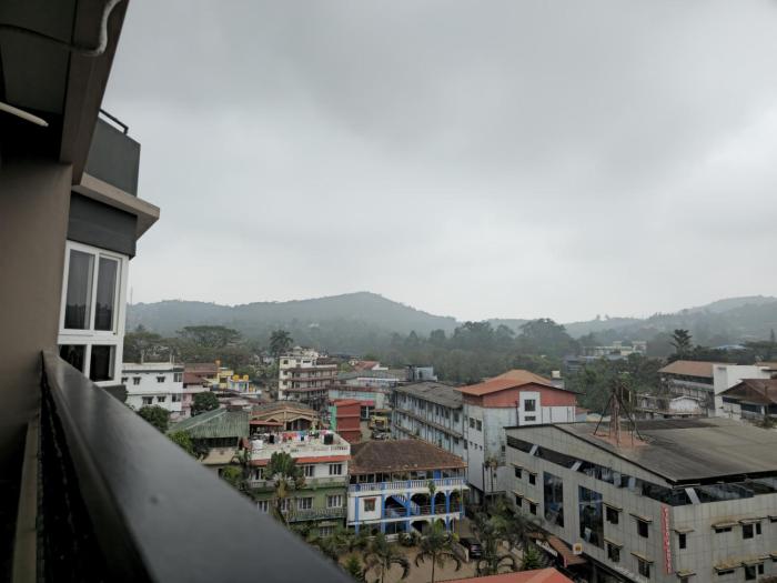 navarathna comforts