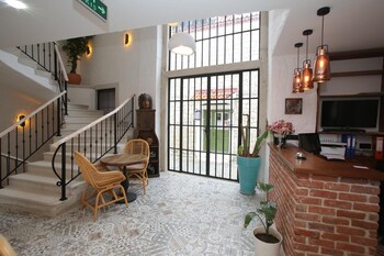 Thera Alacati Otel,,0 star
