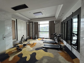 zhangjiajie merlot crystal hotel