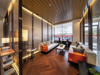 neolab hotel guangzhou financial city tianhe zhucun metro station