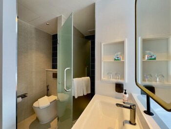 Bedz  Hotel Ban Bueng,,3 star