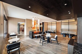 mehood lestie hotel xian xixian wuyue plaza afanggong south metro station store