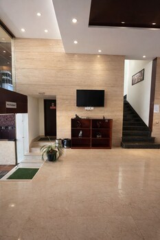 hotel vaikunth