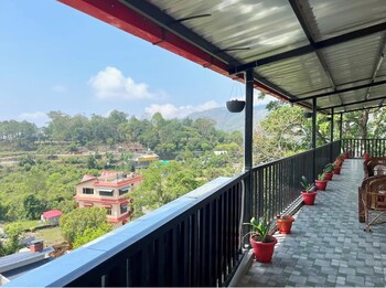 Luxury Hotel Lake Darshan Bhimtal,,2 star
