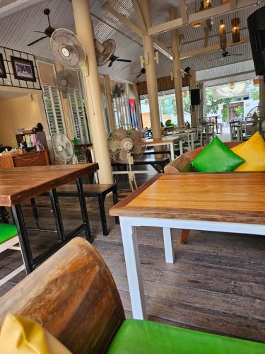 fishermans village samui yoga retreat