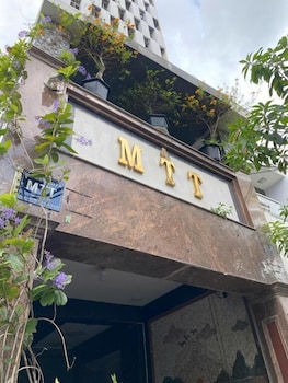 hotel airport mtt