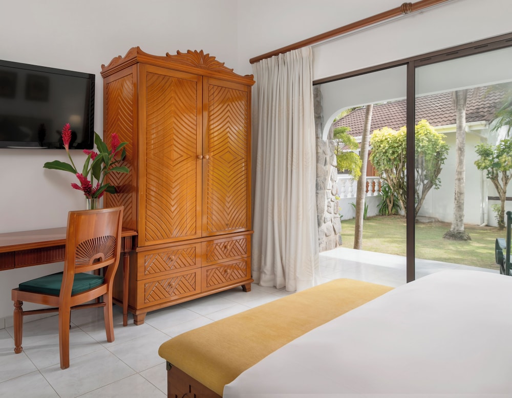 edens holiday villas