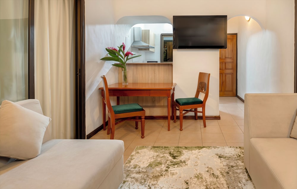 edens holiday villas