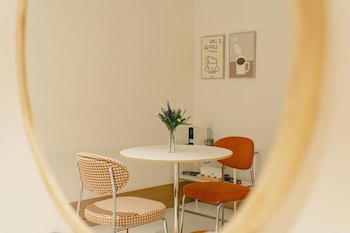 hotel daun guri