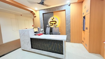 Hotel Tgr Bharuch,,2 star