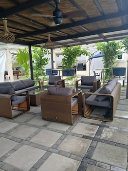 stallion luxury suites