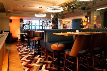 The Anchor Bar Complex,,3 star