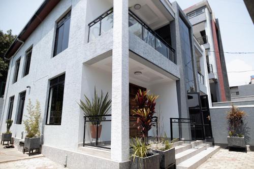 zola apartments