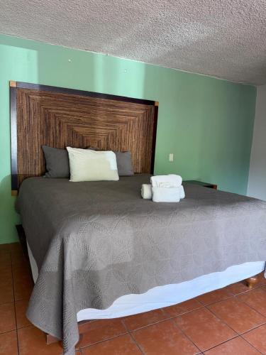 hotel hacienda rosarito
