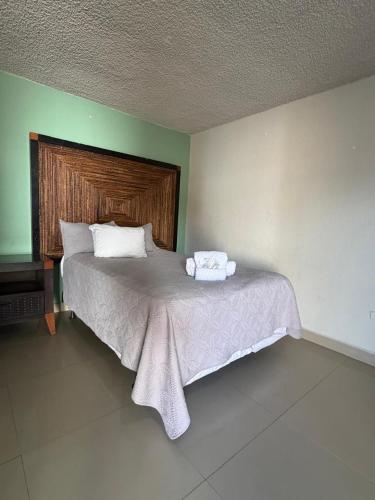 hotel hacienda rosarito