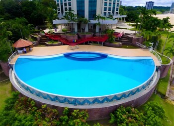 Tropical Executive Hotel Flat 905,,3 star