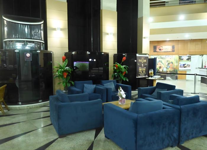tropical executive hotel flat 905