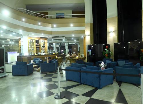 tropical executive hotel flat 905