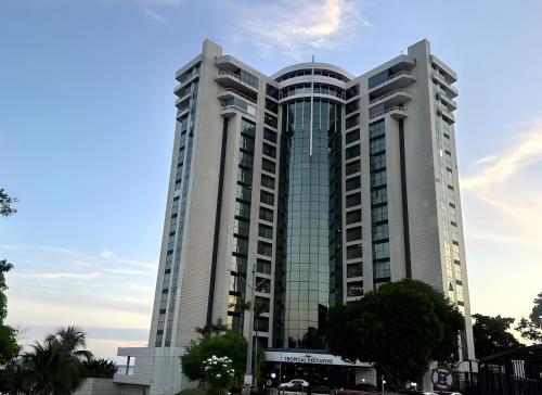 tropical executive hotel flat 905